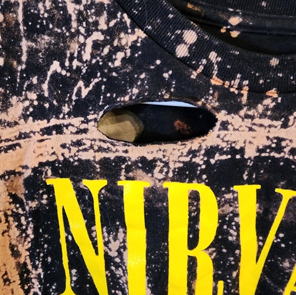 ! Nirvana Designer-Modified Bleached Dist Crop Tee in Black/Brown w Lace -SZ M ! - Picture 2 of 4